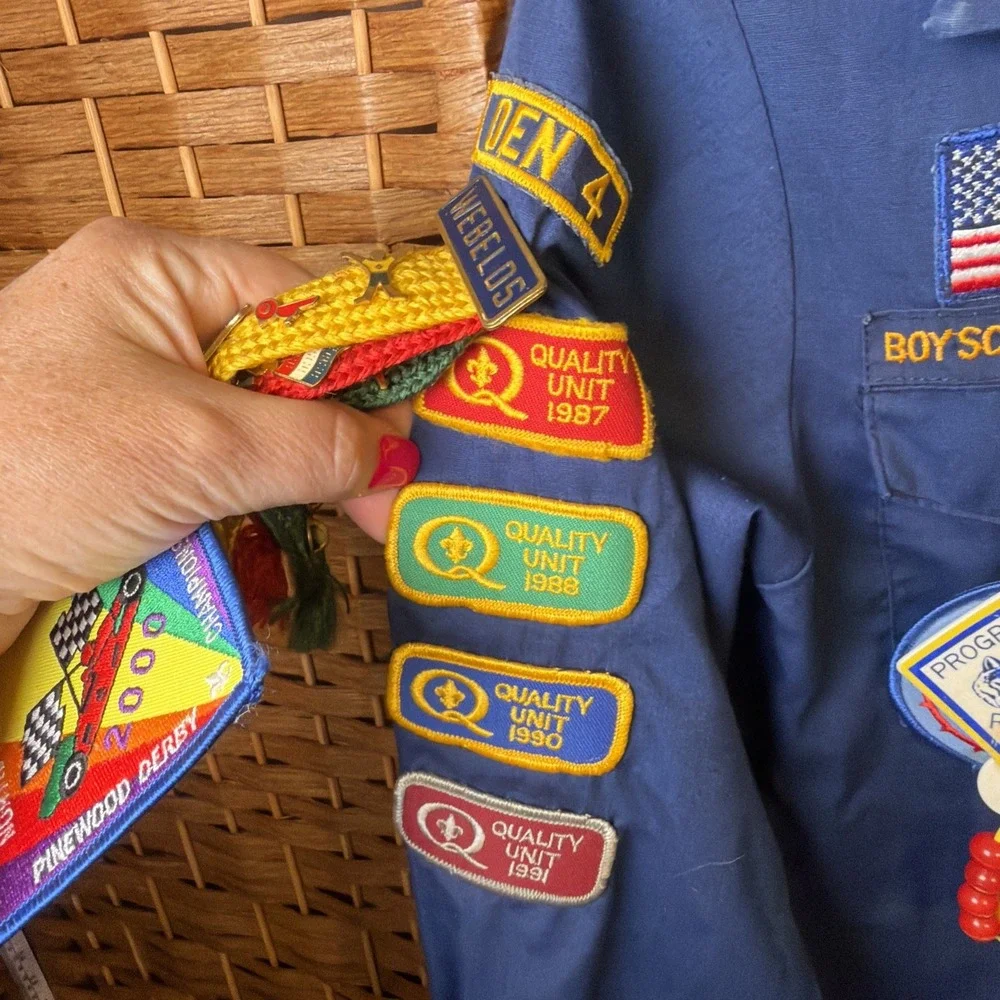 VTG BSA Blue Boy Scouts Official Long Sleeve Uniform Button Shirt Patches Belt